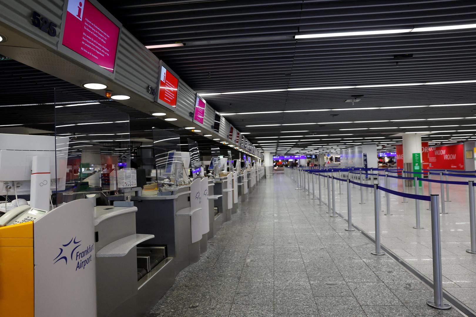 A view of Frankfurt Airport as workers strike, after German trade union Verdi called on workers at Frankfurt, Munich, Stuttgart, Hamburg, Dortmund, Hanover and Bremen airports to go on a 24-hour strike, in Frankfurt, Germany February 17, 2023. REUTERS/Heiko Becker Photo: Heiko Becker/REUTERS