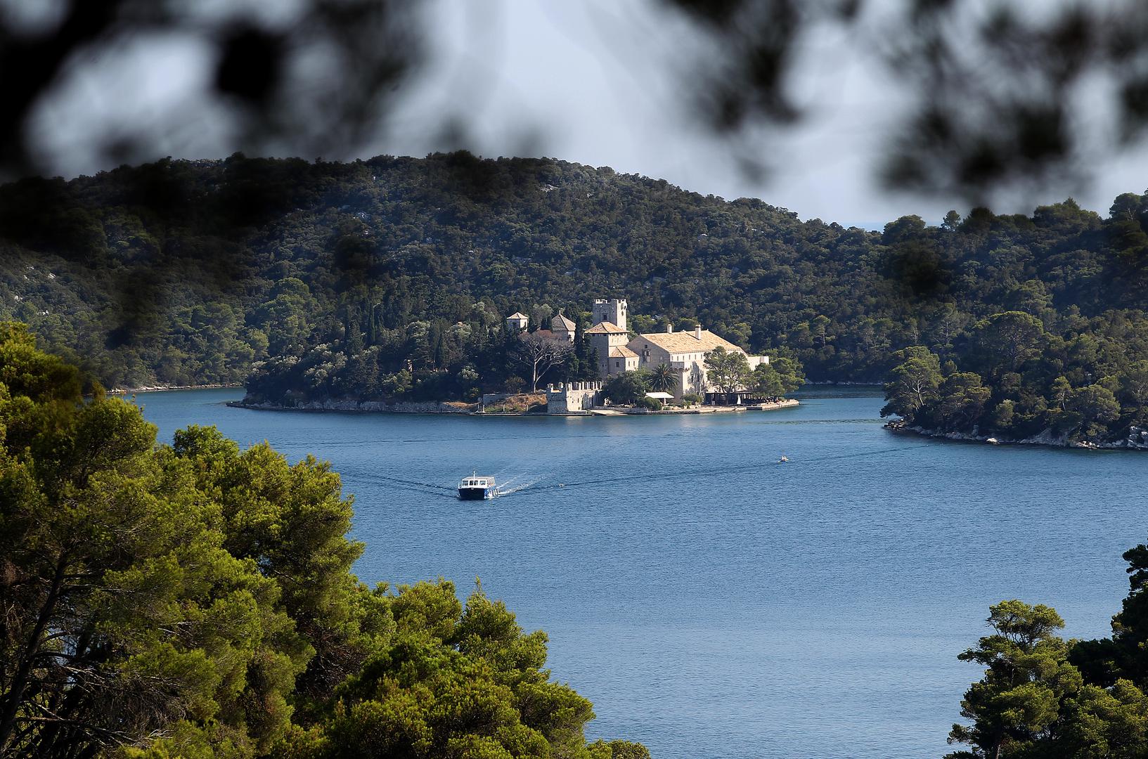 8. Mljet - 100,41 km2