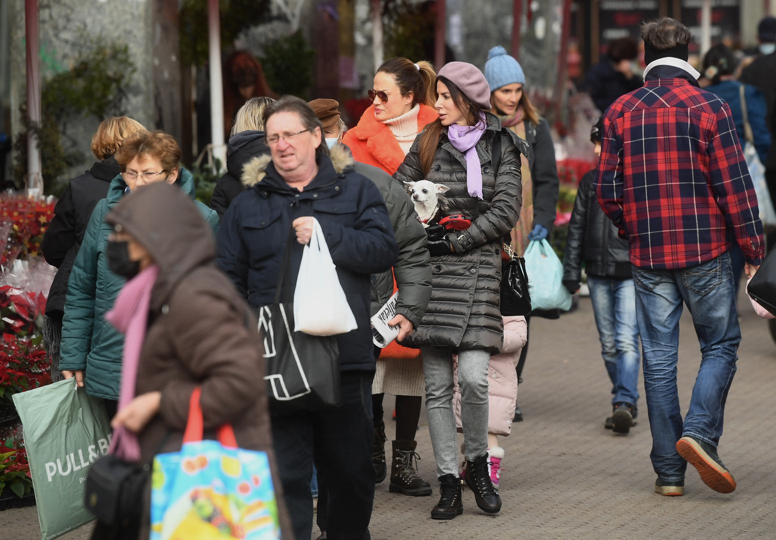  Kraljicu titule osvojila je 1999. godine, a nakon toga jedno je vrijeme radila u Milanu, no brzo se vratila u Hrvatsku. Već je nekoliko godina na mjestu direktorice marketinga NK Lokomotiva.