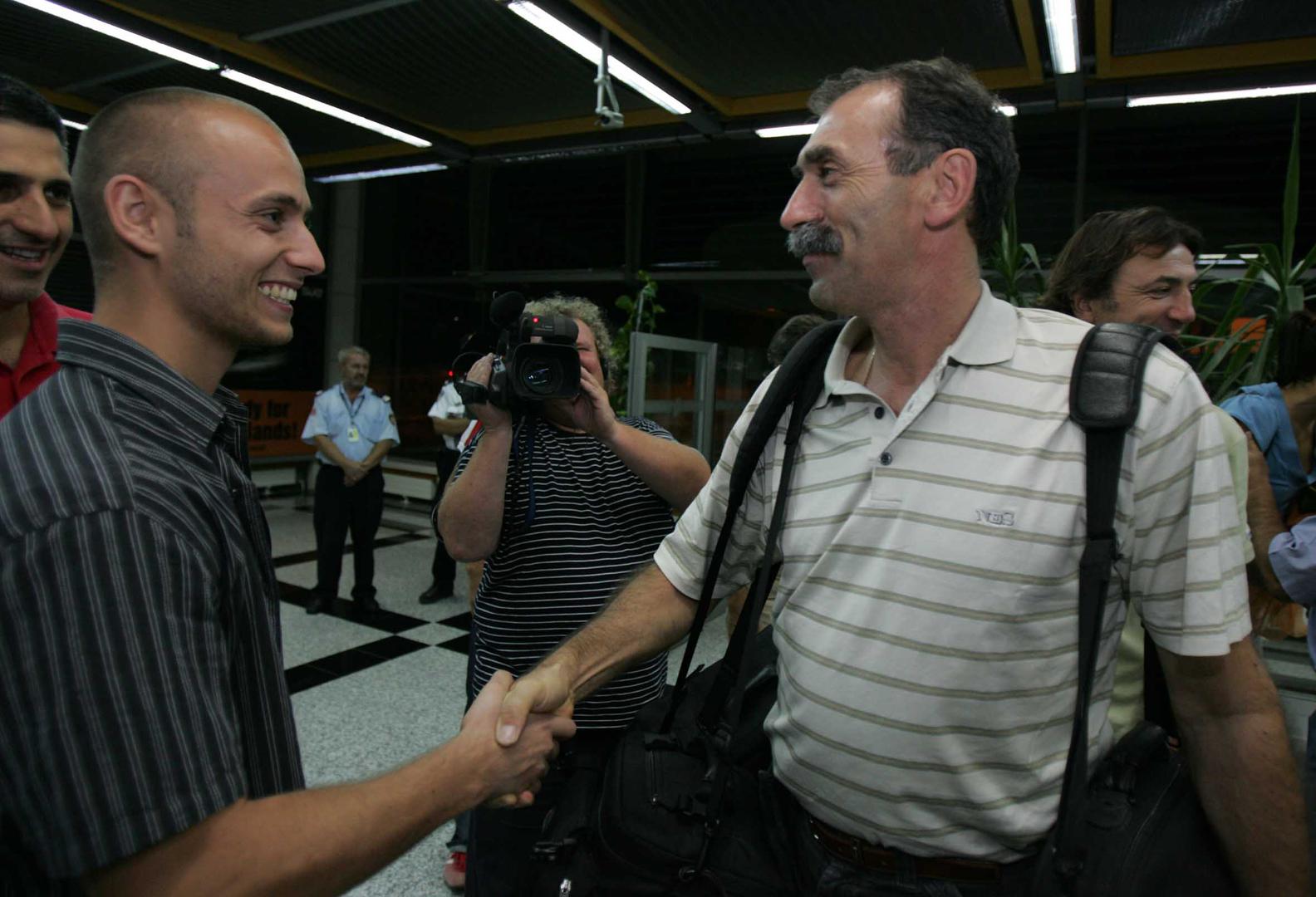  03.09.2007., Split, aerodrom Kastela - Povratak Blanke Vlasic sa svjetskog atletskog prvenstva iz japanske Osake gdje je skokom od 205 cm (iz treceg pokusaja) postala svjetska prvakinja u skoku u vis. Antonio Ergotic, otac i trener Josko Vlasic. Photo: Ivo Cagalj/PIXSELL