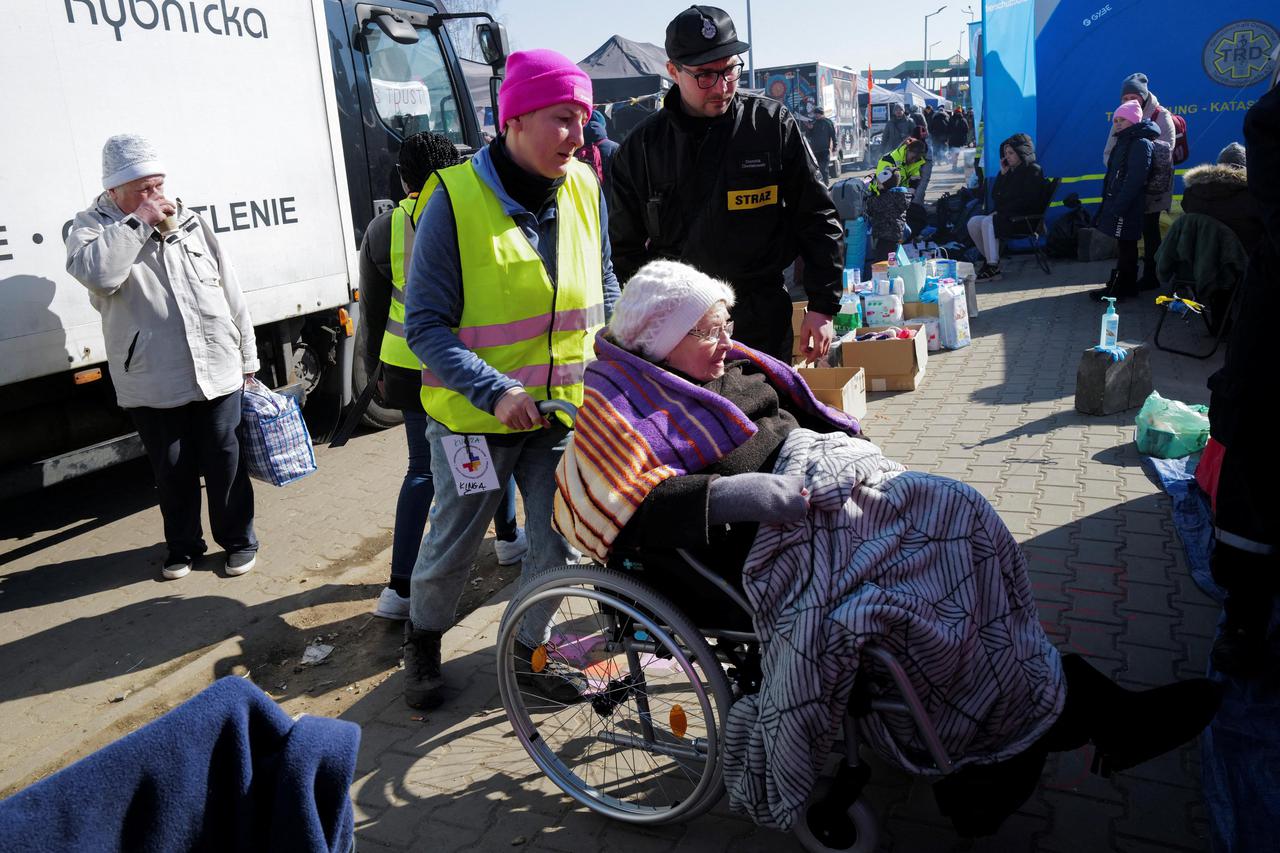 People fleeing Russia's invasion of Ukraine, in Medyka