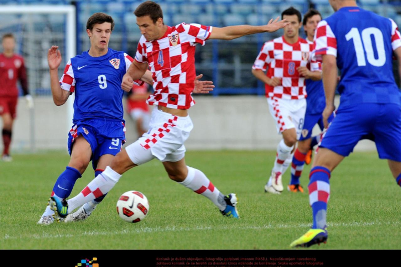 \'09.08.2011., Zagreb - Stadion Stjepana Spajica u Sigetu, prijateljska utakmica Hrvatska do 20 godina protiv Hrvatske do 21 godine. Photo: Marko Lukunic/PIXSELL\'