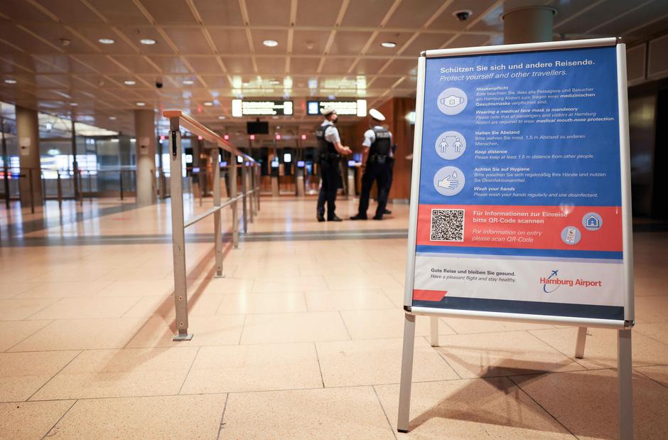 Corona controls at Hamburg Airport