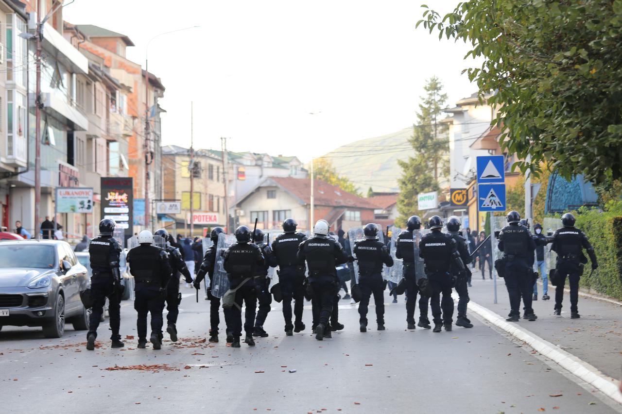 Novi Pazar: Navijači FK Novi Pazar sukobili su se s policijom u blizini Gradskog stadiona