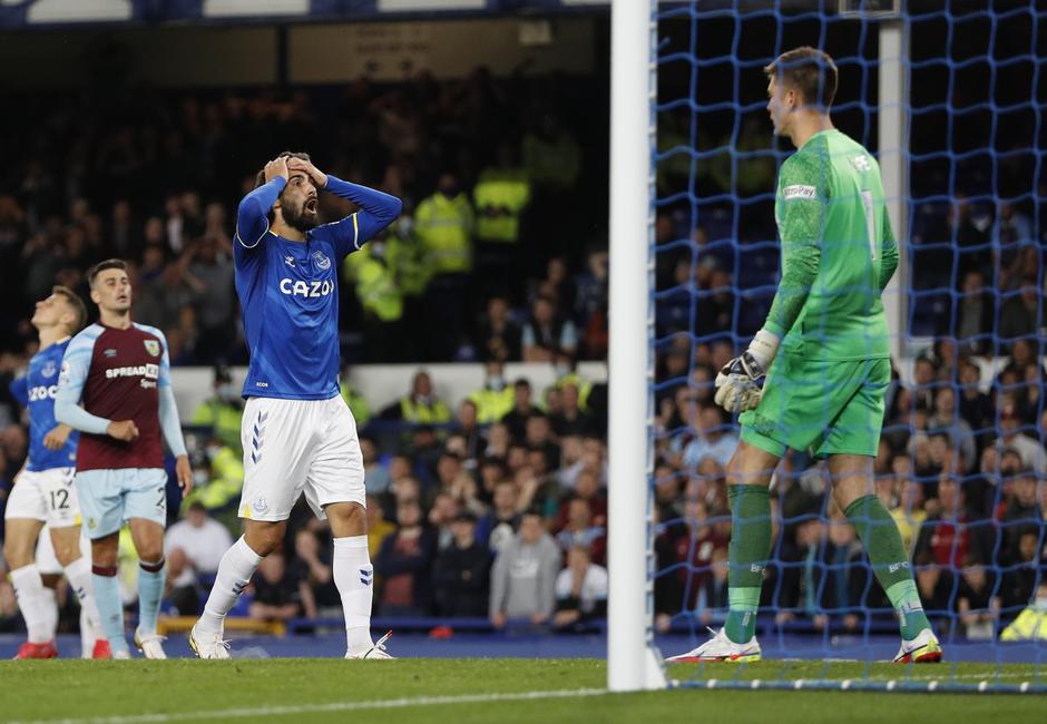 Everton v Burnley - Premier League - Goodison Park