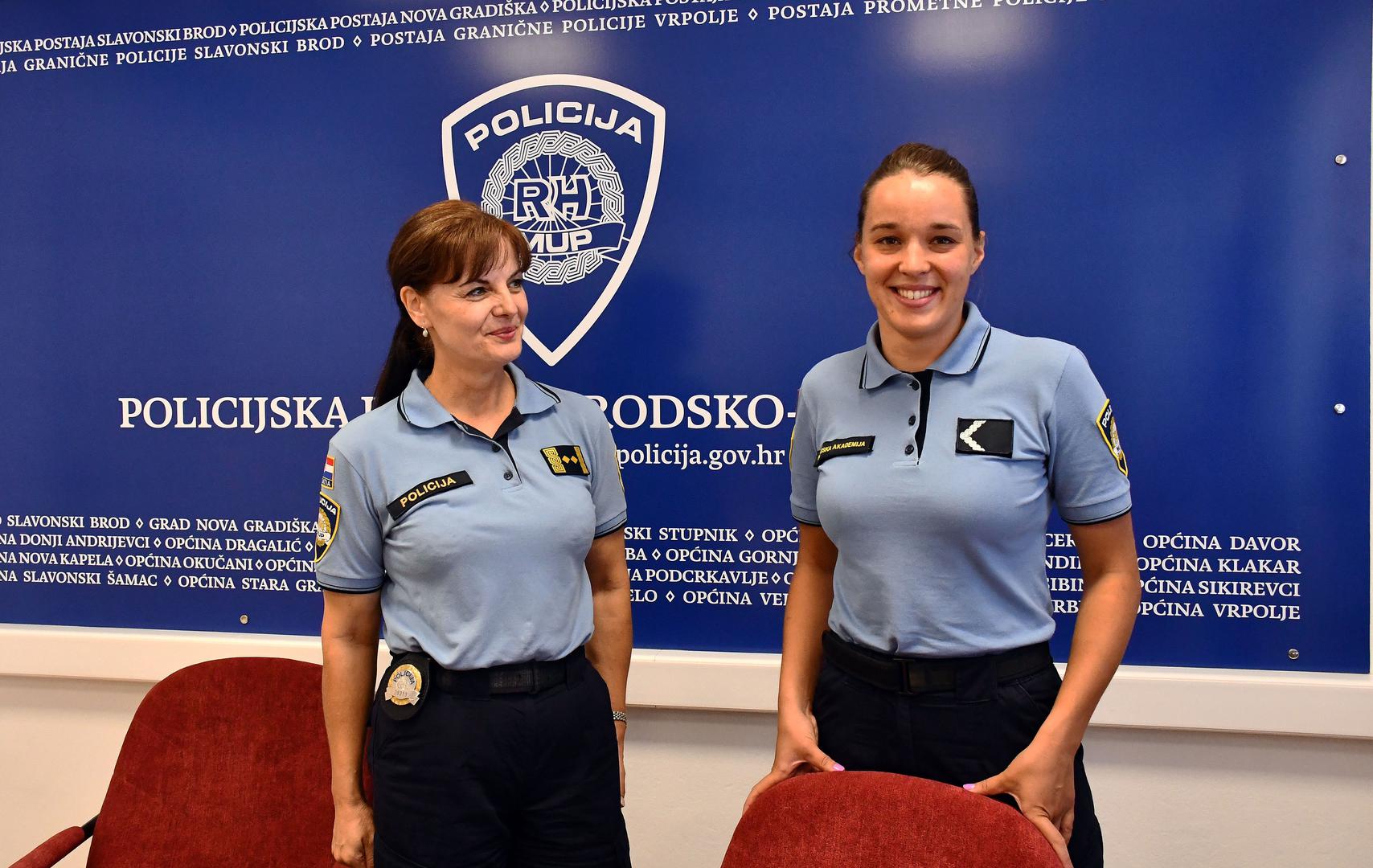 16.08.2021., Slavonski Brod - Polaznica Policijske skole Amela Zukanovic podijelila je osobne dojmove sa skolovanja za policajku.
Photo: Ivica Galovic/PIXSELL