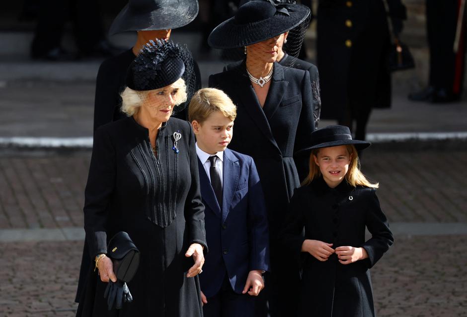 State funeral and burial of Queen Elizabeth