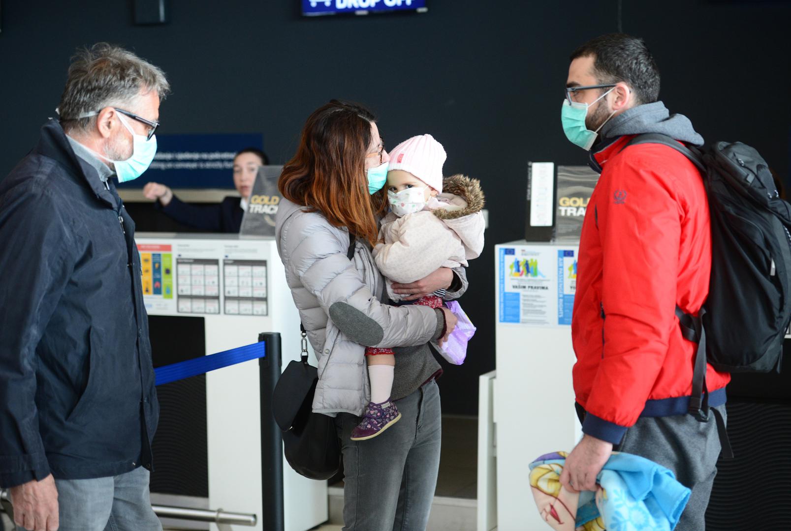 Za malu Milu Rončević prikupljeno je dvostruko više novca za liječenje nego što je potrebno. Hematoonkolozi koji liječe najteže bolesnu djecu nisu ni na koji način uključeni u odlučivanje o liječenju u inozemstvu i financiranju tog liječenja