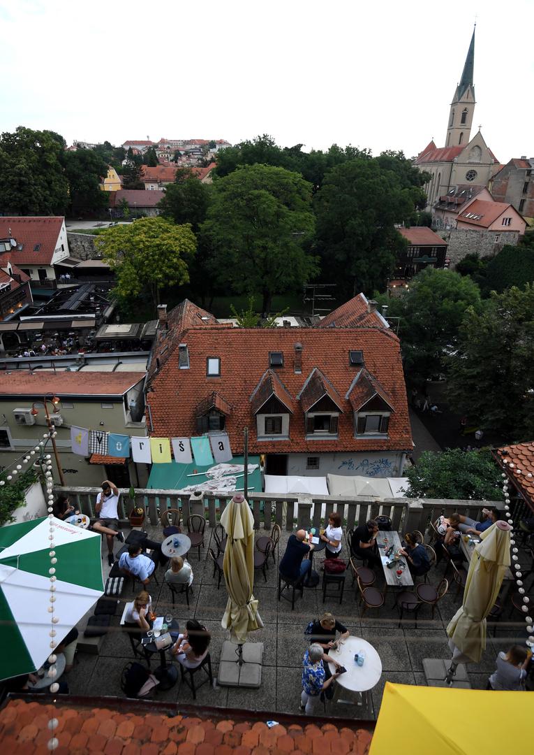 Na Gornjem gradu započela je 6. manifestacija Dvorišta