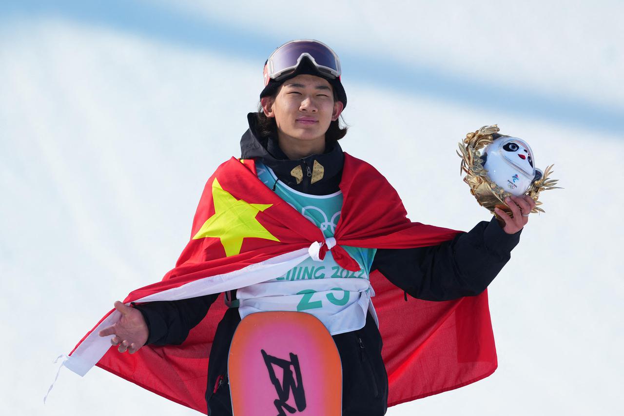 Snowboard - Men's Snowboard Big Air Final - Medal Ceremony