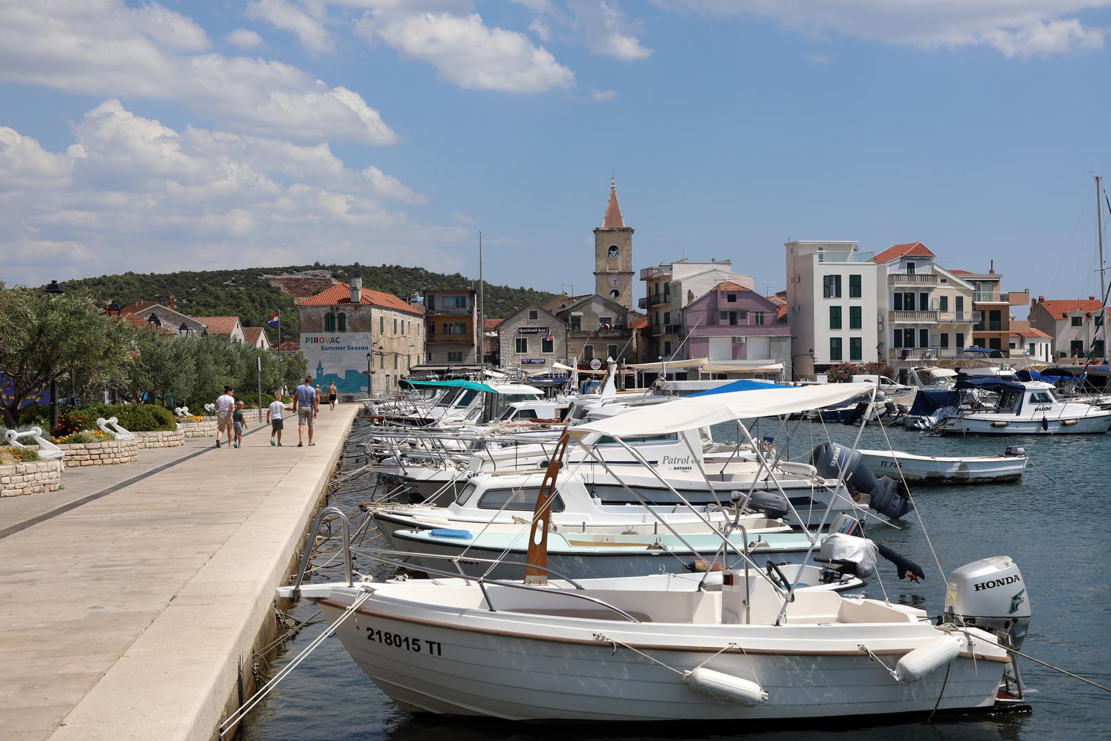 23.07.2024.,Pirovac-- Turisticka patrola i Vecernjakove zvjezdice u Pirovcu. Photo: Dusko Jaramaz/PIXSELL