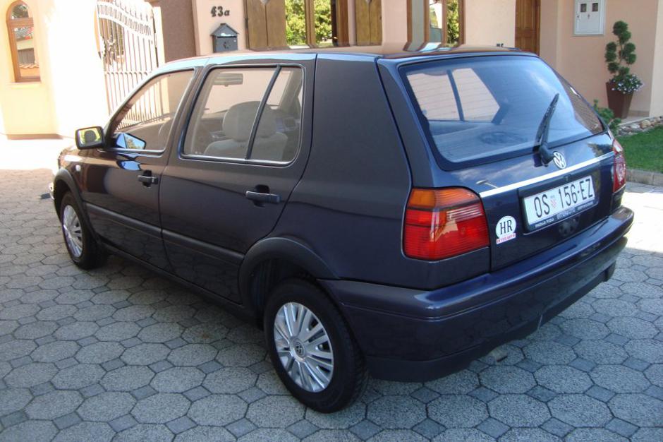 VW Golf III