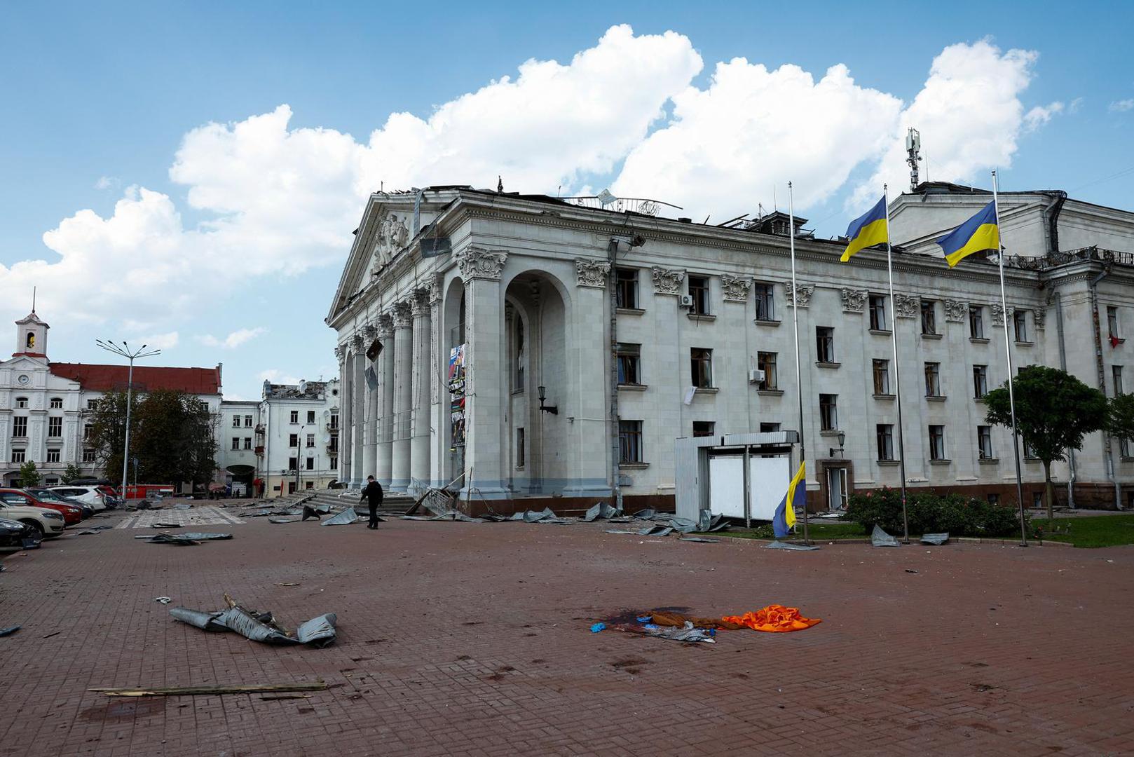 A view of the drama theatre at the site of a Russian missile strike, amid Russia's attack on Ukraine, in Chernihiv, Ukraine August 19, 2023. REUTERS/Valentyn Ogirenko Photo: VALENTYN OGIRENKO/REUTERS