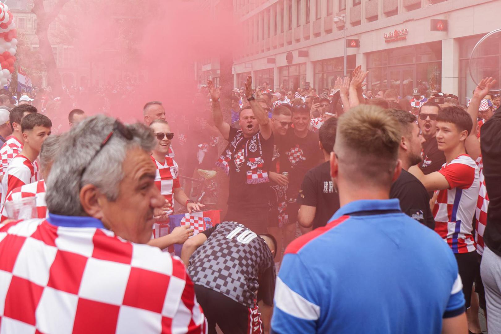 18.06.2023., Rotterdam, Nizozemska - Navijacko ozracje u centru grada uoci vecerasnje utakmice finala Lige nacija izmedju Hrvatske i Spanjolske.  Photo: Luka Stanzl/PIXSELL