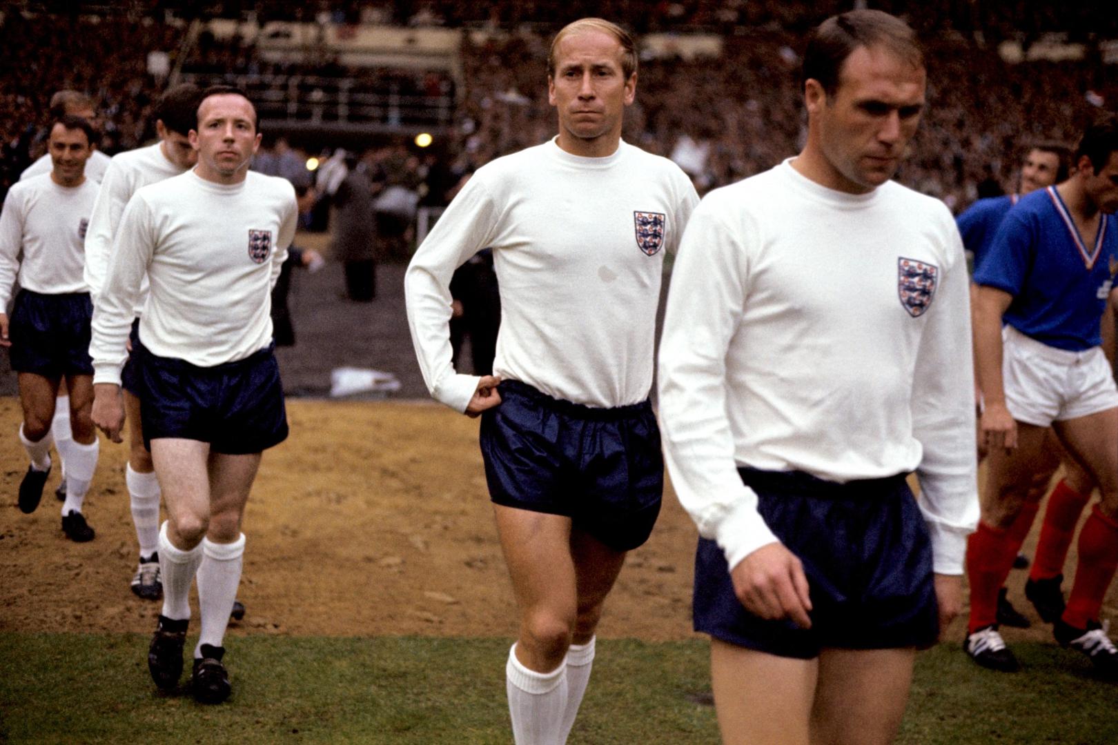 Nobby Stiles File Photo File photo dated 20-07-1966 of (R-L) England's Ray Wilson, Bobby Charlton, Nobby Stiles, Martin Peters, Jimmy Greaves and Jack Charlton walk out before the match. PA Photos  Photo: PA Images/PIXSELL