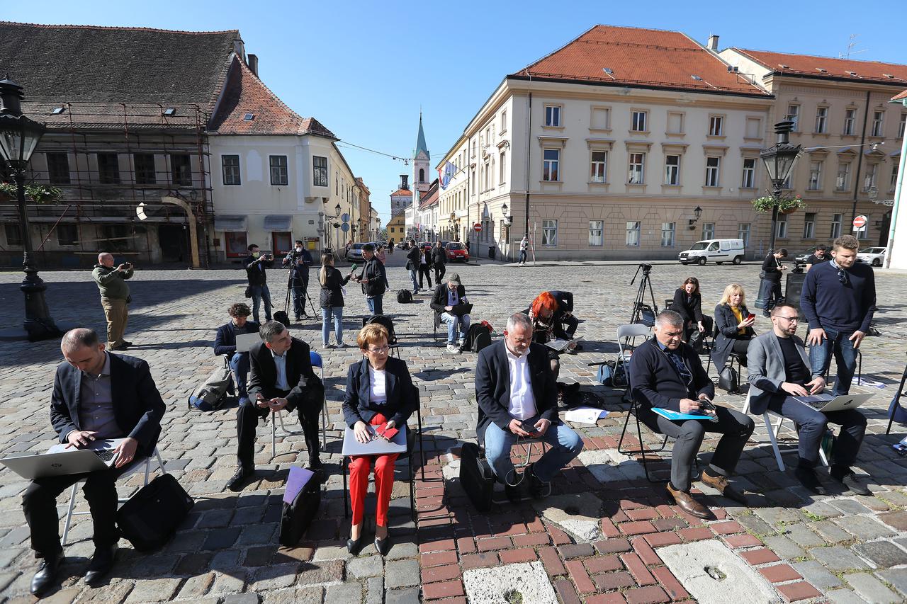 Zagreb: Gradska skupština po prvi put održana online putem, oporba se okupila na Trgu svetog Marka