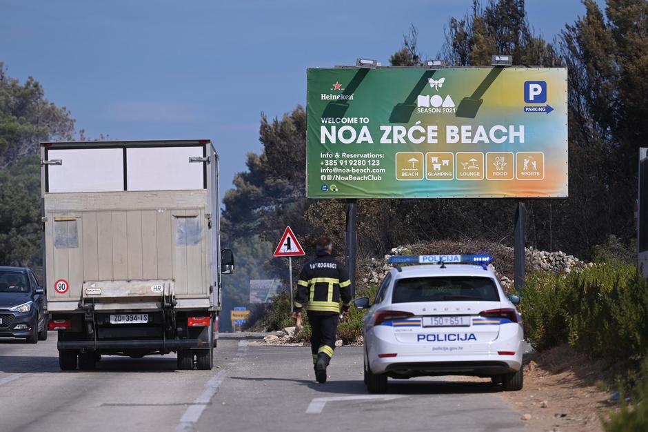 Posljedice velikog požara koji je noćas opustošio Zrće