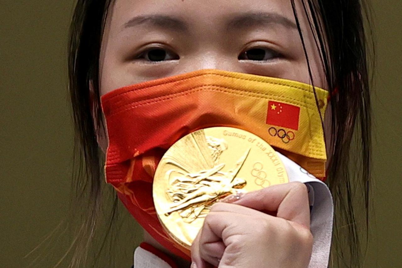 Shooting - Women's 10m Air Rifle - Medal Ceremony