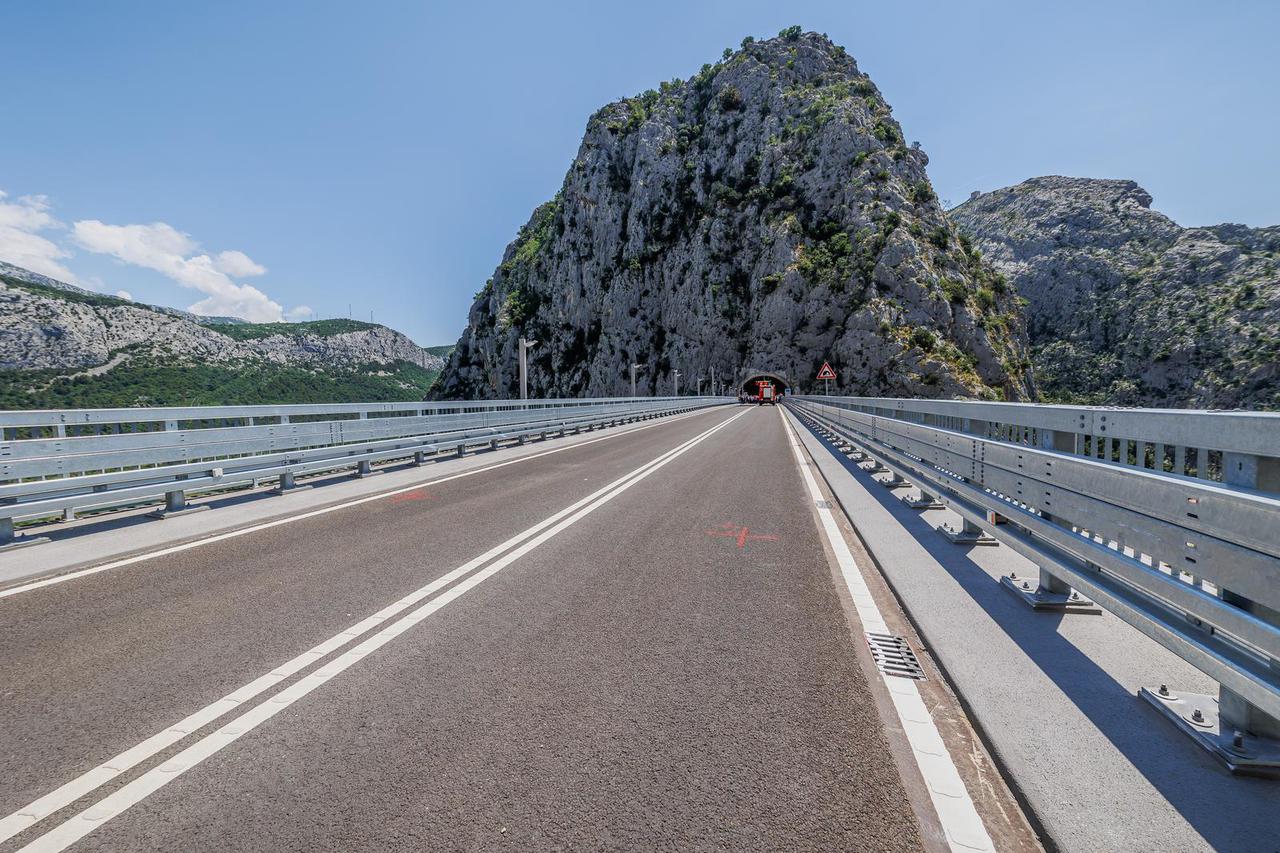 Omiš: Otvorenje mosta preko rijeke Cetine i dva tunela