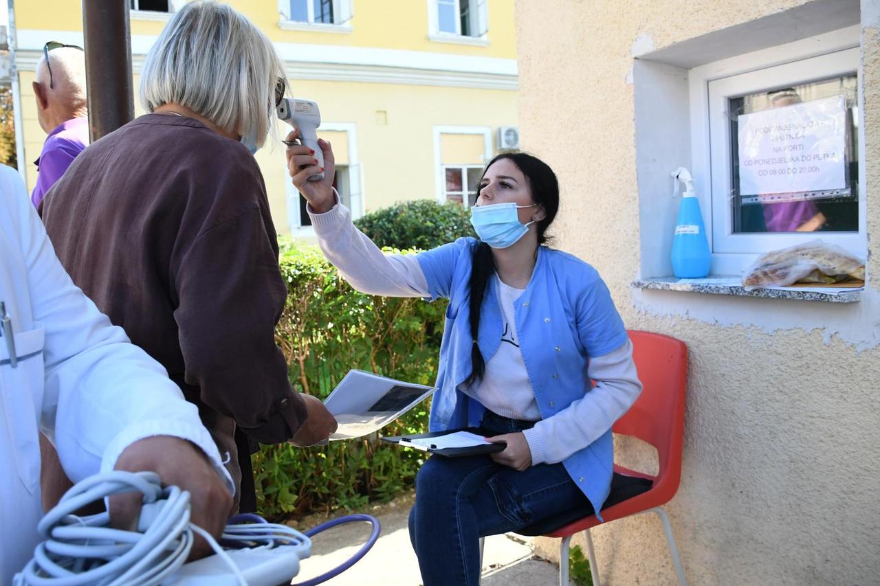 Bjelovar: Stvaraju se gužve na ulazu u Opću bolnicu