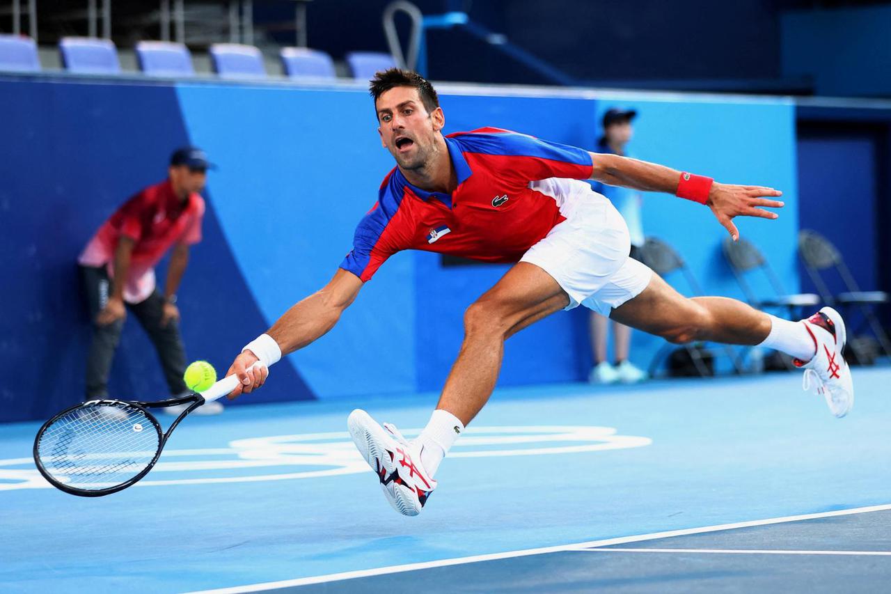 FILE PHOTO: Tennis - Men's Singles - Bronze medal match