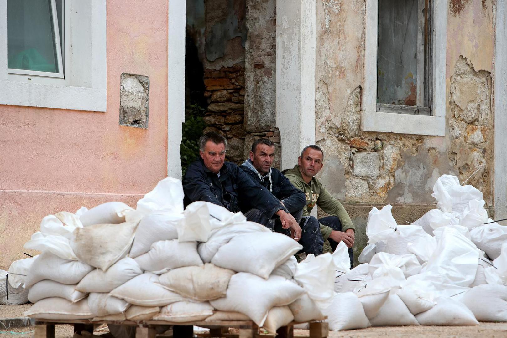 16.05.2023., Obrovac - Posljedice poplave koja je uslijed velike kolicine kise pogodila Obrovac.  Photo: Sime Zelic/PIXSELL