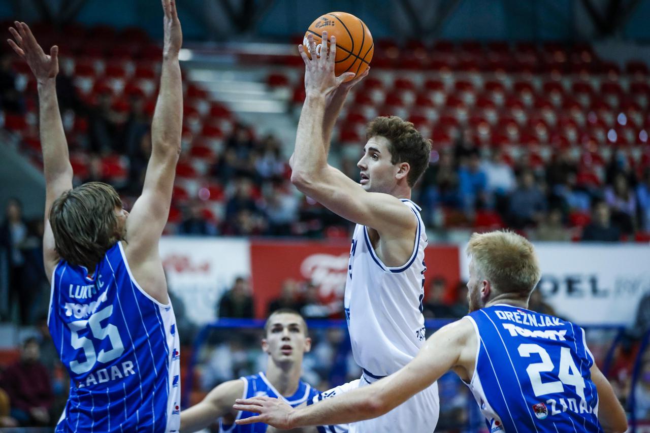 U KC Dražen Petrović odigrana utakmica 9. kola HT Premier lige između KK Cibona i KK Zadar