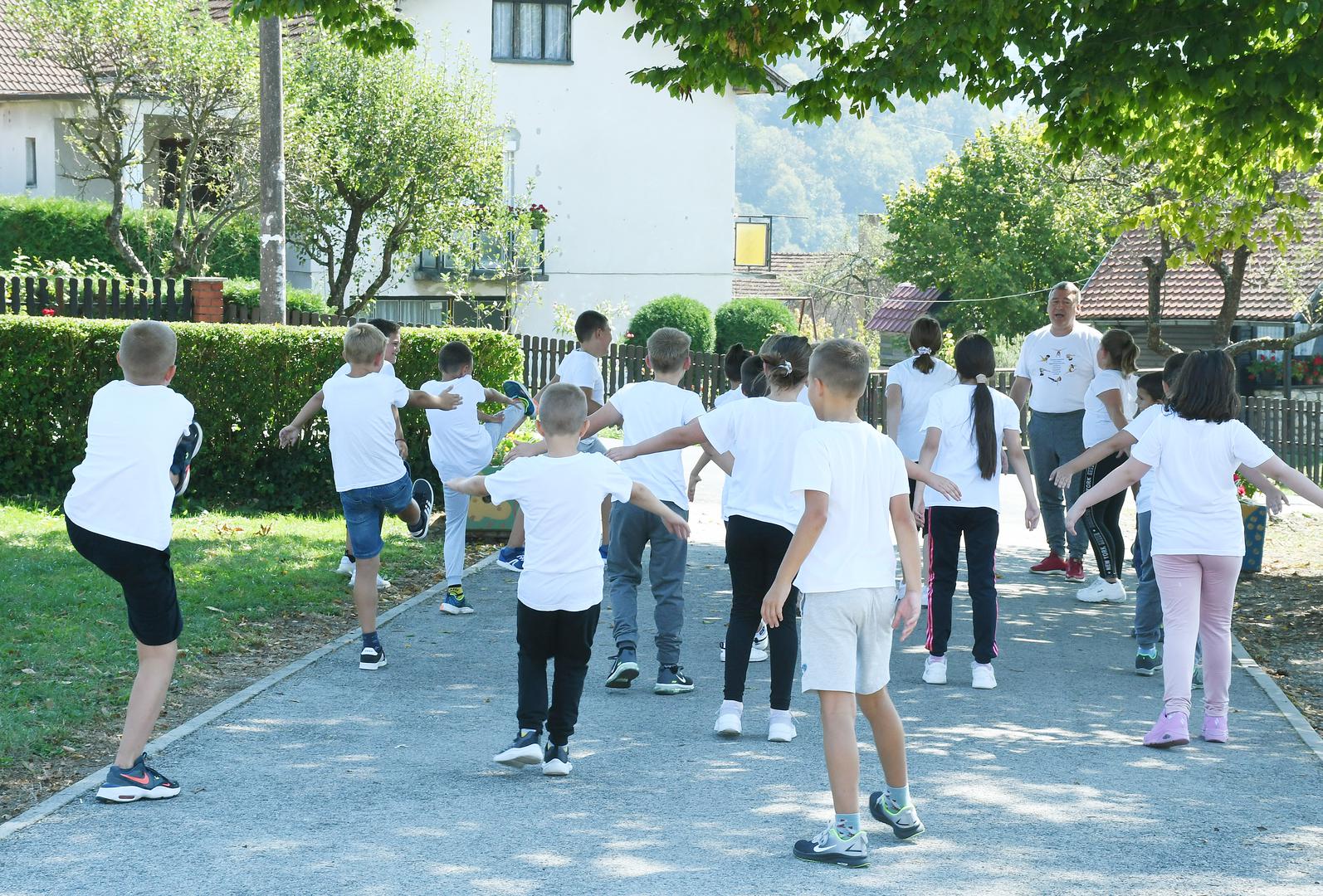 12.09.2023., Hrvatska Kostajnica - U OS Davorina Trstenjaka provodi se cjelodnevna eksperimentalna nastava. Photo: Nikola Cutuk/PIXSELL