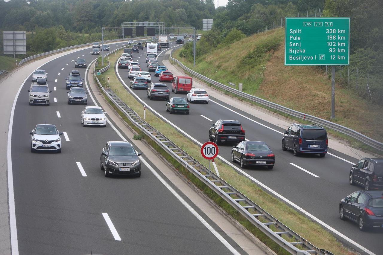 Karlovac: Gužva na autocesti