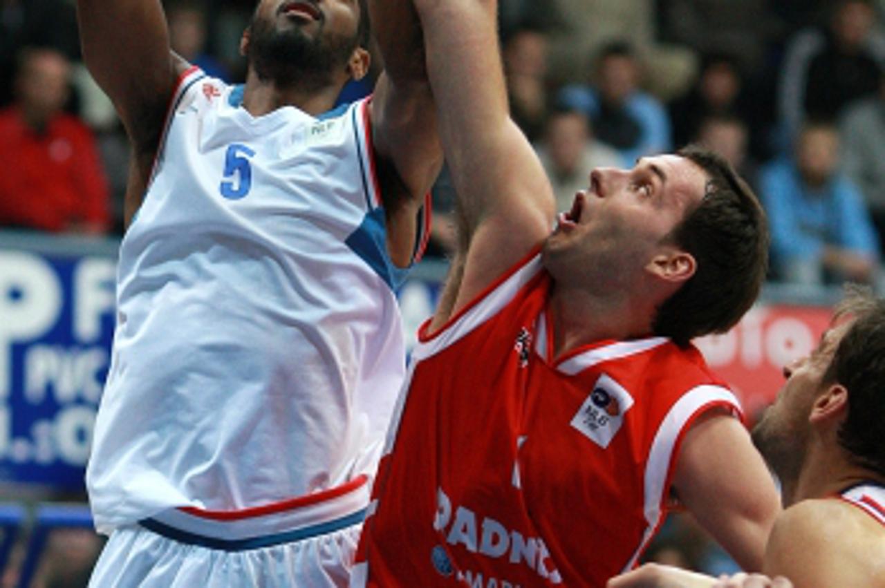 '21.11.2010., KC Drazen Petrovic, Zagreb - NLB liga, 8. kolo, KK Cibona - KK Radnicki.Marcus Johnson i Danilo Mijatovic. Photo: Igor Kralj/PIXSELL'