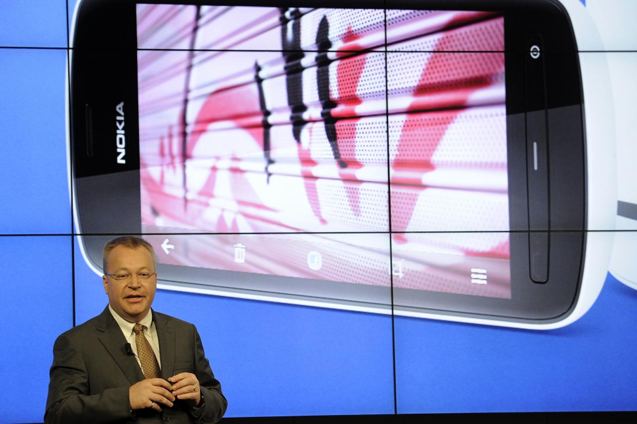 stephen elop,nokia 808 pureview