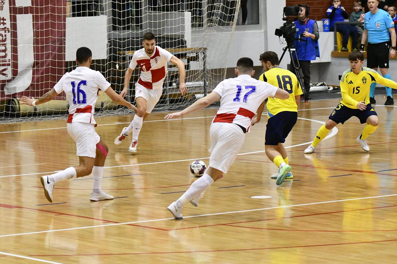 Slavonski Brod: Kvalifikacijska utakmica za futsal EURO između Hrvatske i Švedske