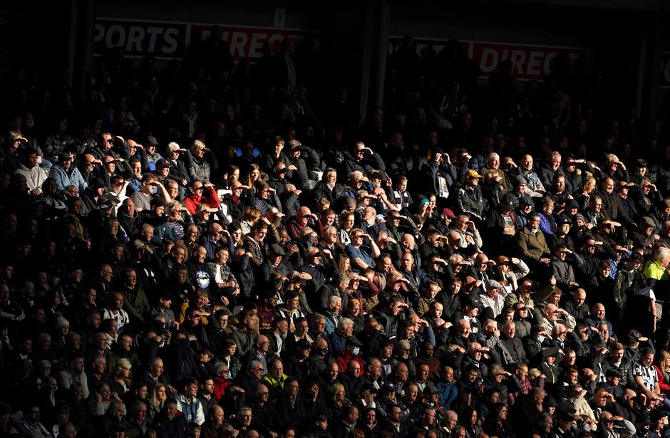 Newcastle United v Chelsea - Premier League - St. James' Park