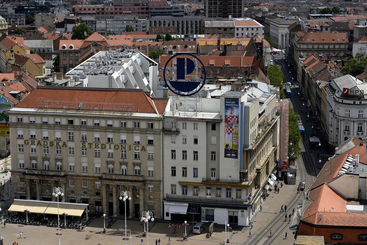 Zagreb: Pogled na grad s vidikovca Zagreb Eye