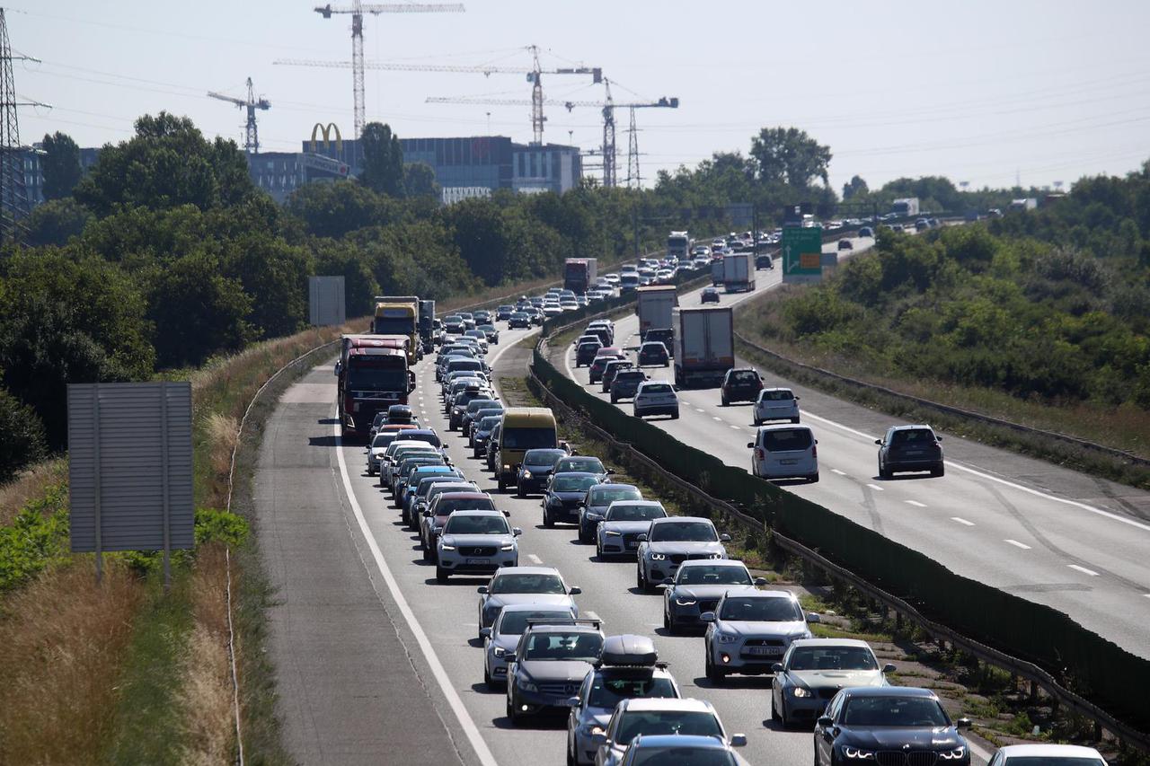 Gužve na autocesti A7 u smjeru Krčkog mosta