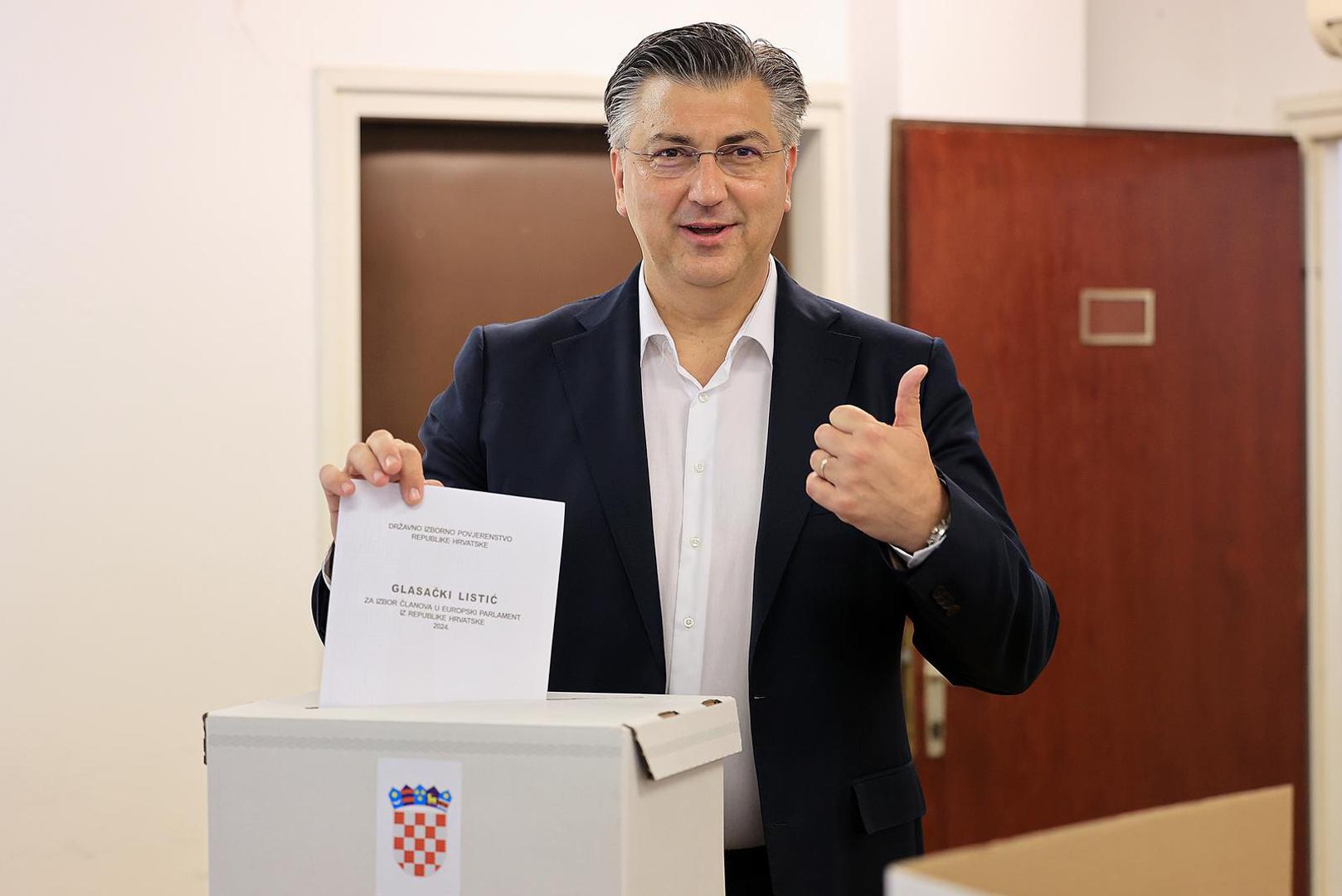 09.06.2024., Zagreb - Predsjednik HDZ-a i predsjednik Vlade RH Andrej Plenkovic glasovao je na birackom mjestu 346 u zgradi Podrucnog ureda Crnomerec na Trgu Francuske Republike 15. Photo: Marko Prpic/PIXSELL