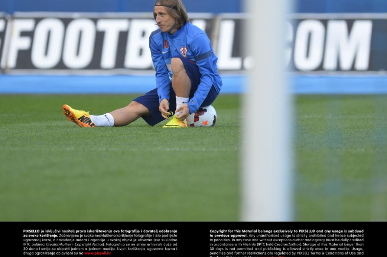 '02.09.2013., Zagreb - Stadion Maksimir, trening hrvatske nogometne reprezentacije uoci utakmice Srbija - Hrvatska na Marakani. Luka Modric. Photo: Marko Lukunic/PIXSELL'