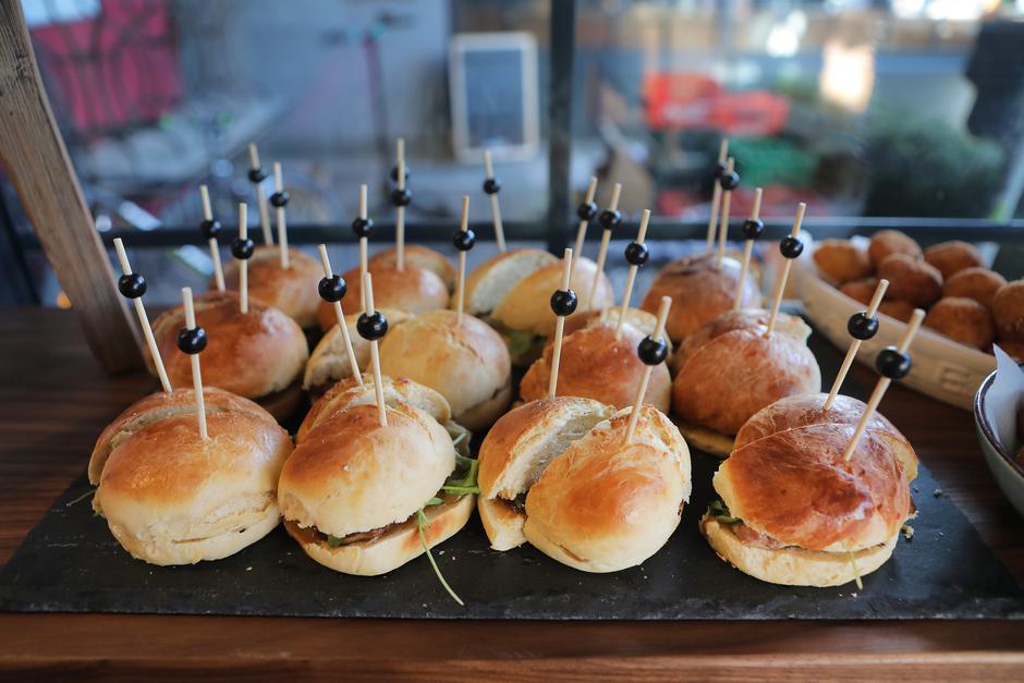 Zagreb: Na tržnici na Jarunu otvoren je bistro Egoist 