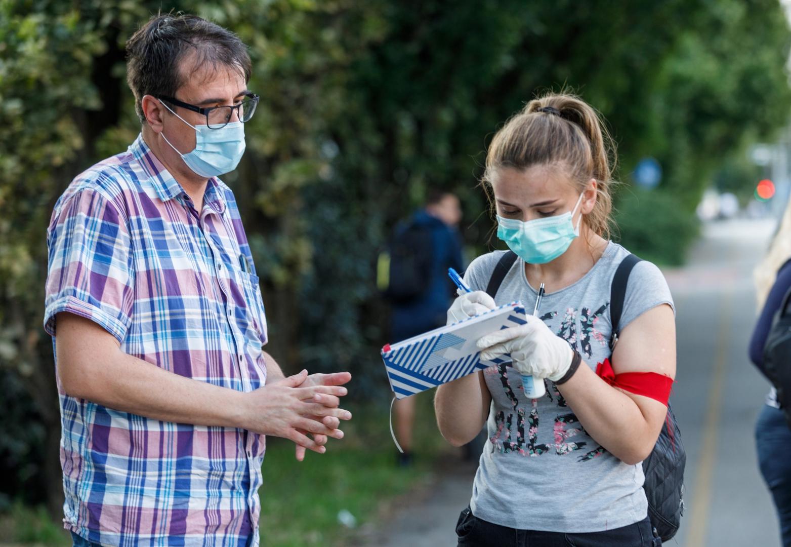 13.07.2020., Zagreb - Na parkiralistu Filozofskog fakulteta, u ulici Ivana Lucica okupili su se studenti i zaposlenici zbog smjene dekanice i postavljanja prinudne uprave na fakultetu. 
Photo: Tomislav Miletic/PIXSELL