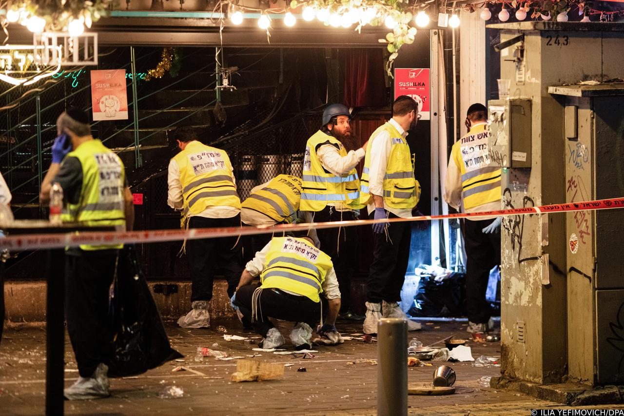 Suspected terror attack in central Tel Aviv