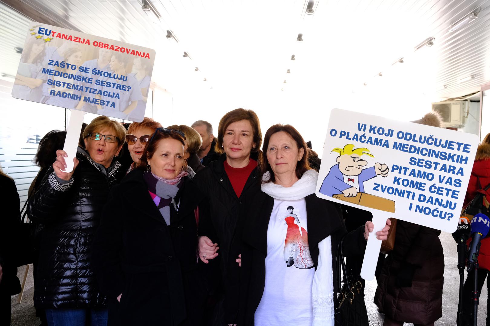 03.02.2023., Zagreb - Medicinske sestre i tehnicari odrzali su prosvjed ispred Ministarstva zdravstva. Photo: Slaven Branislav Babic/PIXSELL