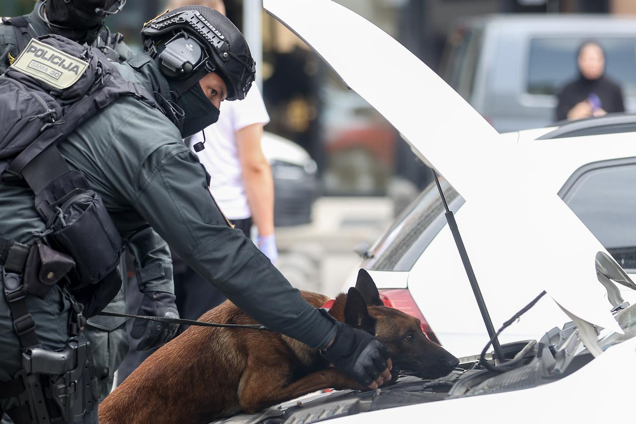 Policijska akcija u Sarajevu, u tijeku su pretresi i uhićenja na više lokacija