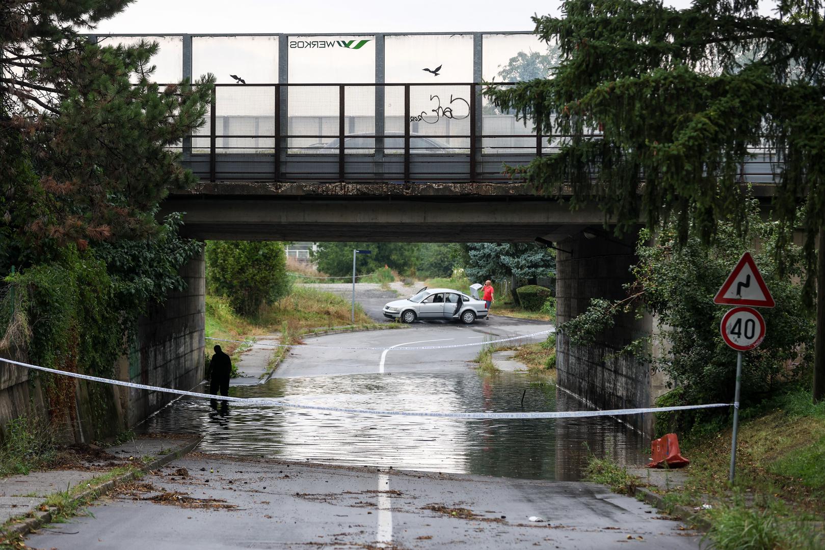 20.07.2024., Zagreb -  Poplavljeni podvoznjak u ulici Bani u naselju Buzinu. Photo: Igor Kralj/PIXSELL