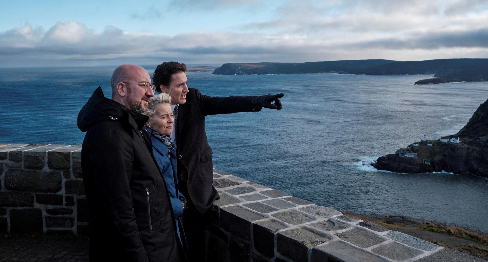  Unatoč razvodu, obitelj Trudeau nastoji održati bliske odnose, posebno zbog troje zajedničke djece, Xaviera, Elle-Grace i Hadriena.