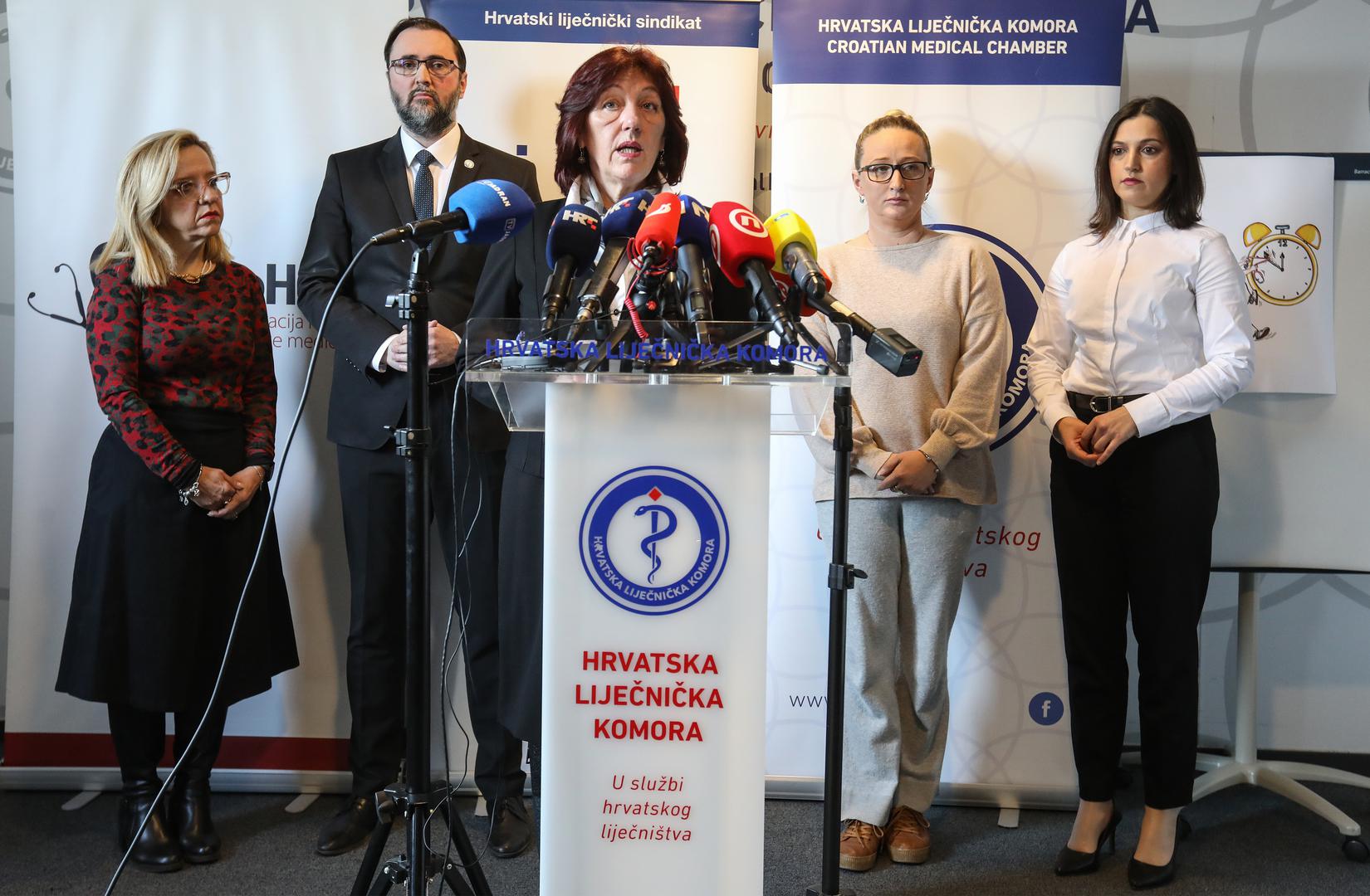 13.02.2023., Zagreb - Hrvatski llijecnicki sindikat, Hrvatska llijecnicka komora, Hrvatska udruga bolnickih lijecnika, Koordinacija hrvatske obiteljske medicine i Inicijativa mladih lijecnika organizirali su konferenciju za medije zbog opceg nezadovoljstva lijecnika stanjem u hrvatskom zdravstvu. predsjednica Hrvatskog lijecnickog sindikata Renata Culinovic Photo: Robert Anic/PIXSELL