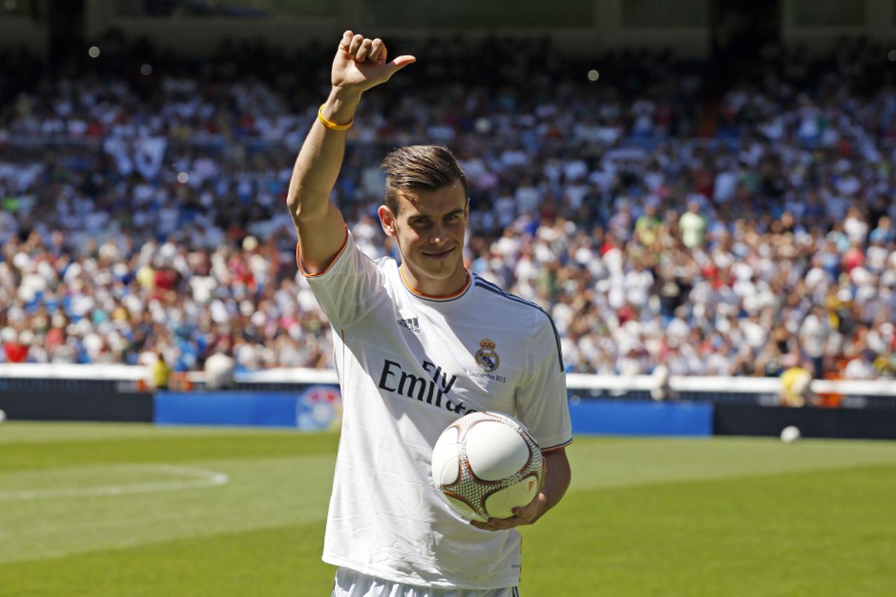 Gareth Bale predstavljanje (1)