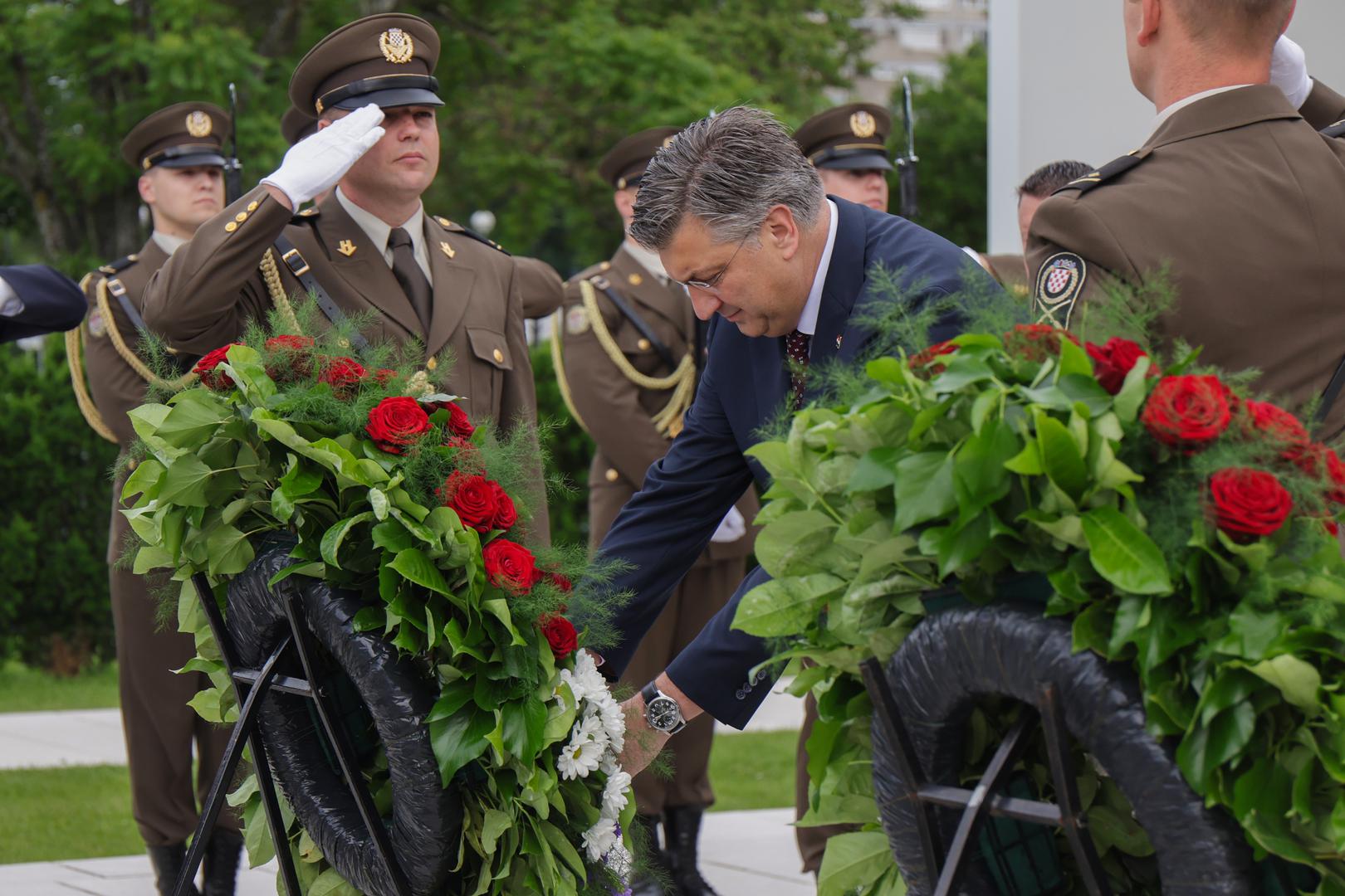 30.05.2023., Zagreb - Povodom obiljezavanja Dana drzavnosti Hrvatske, predsjednik Hrvatskog sabora Gordan Jandrokovic i premijer Andrej Plenkovic polozili su vijence i svijece na spomenik domovini. Photo: Luka Stanzl/PIXSELL