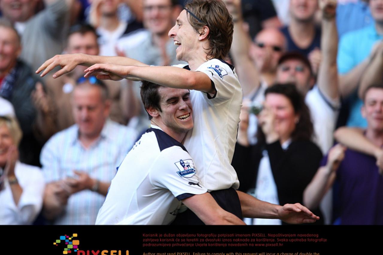 'Tottenham Hotspur\'s Luka Modric (right) celebrates with team-mate Gareth Bale after scoring their second goal Photo: Press Association/Pixsell'