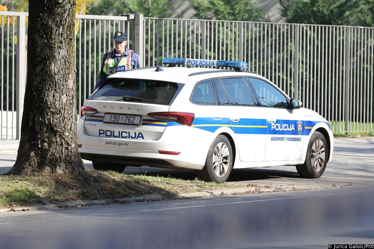 Zagreb: Policija ispred Općinskog kaznenog suda u Ilici uoči suđenja Marku Franciškoviću