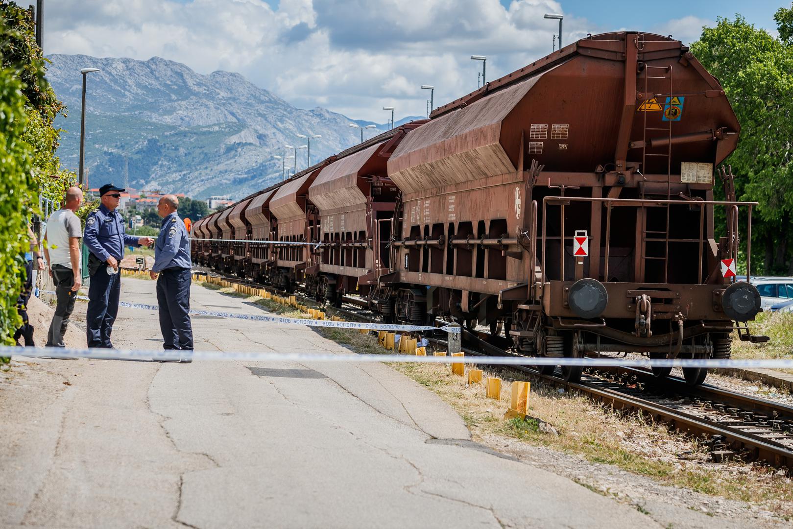 25.04.2024., Kastel Sucurac - Oko podneva dogodila se nesreca na kolodvoru Kastel Sucurac u kojem je starija zena izgubila zivot. Photo: Zvonimir Barisin/PIXSELL